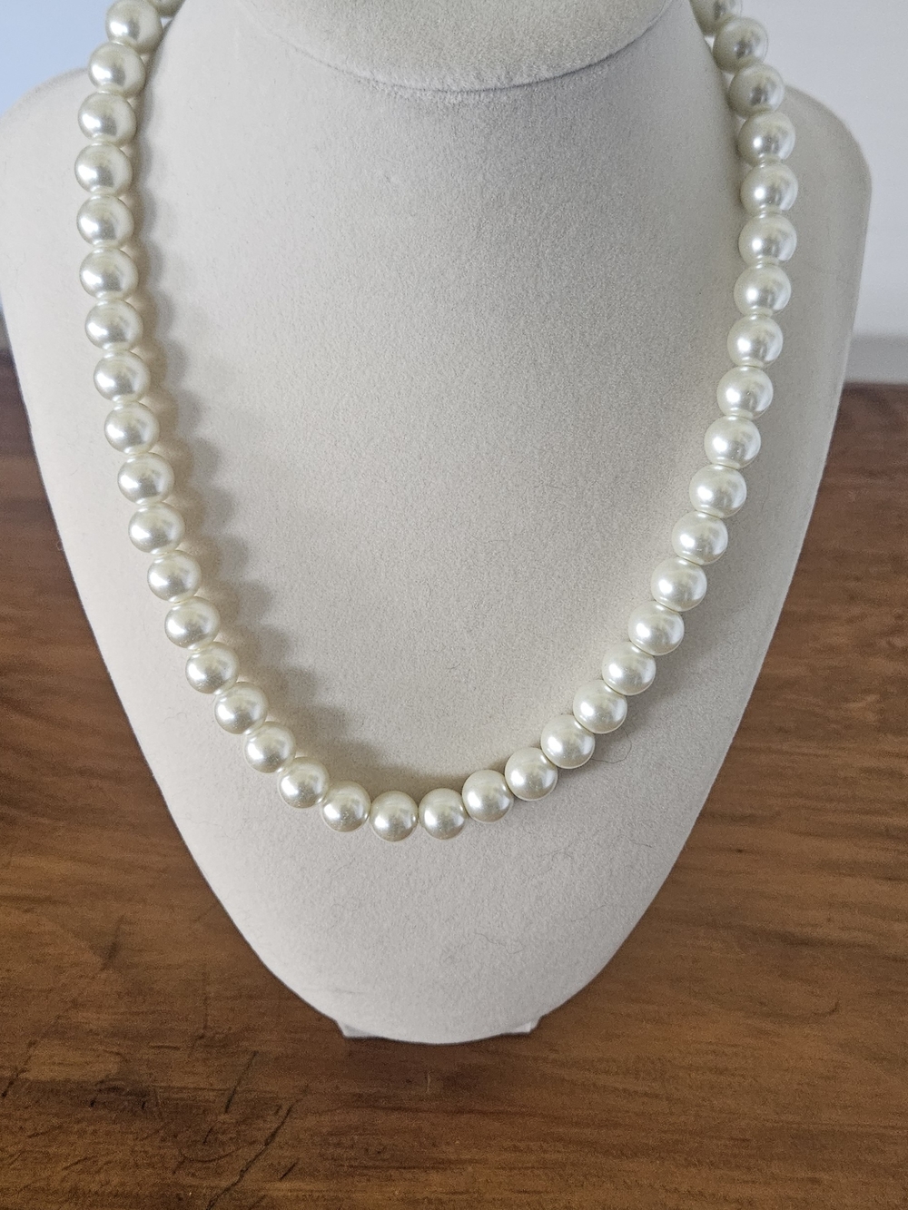 Lustrous White Pearl Strand Necklace - Elegant Women's Jewelry